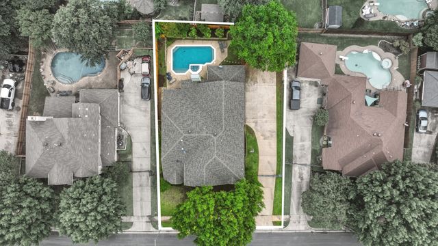 7612 Oak Knoll Drive, North Richland Hills, TX 76182