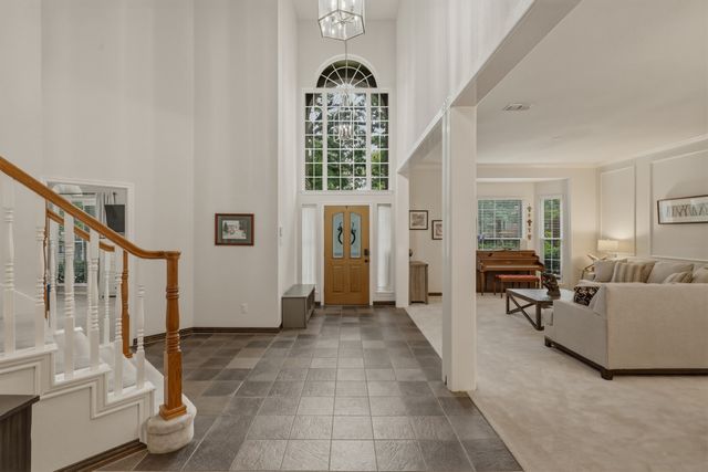 7612 Oak Knoll Drive, North Richland Hills, TX 76182