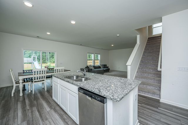 4469 Ocean Farm Drive, Summerville, SC 29485