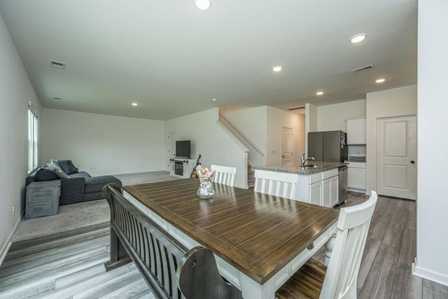4469 Ocean Farm Drive, Summerville, SC 29485
