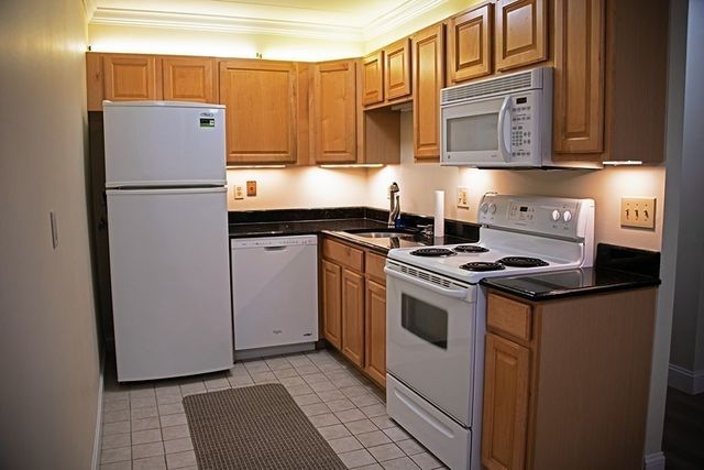 50 Water St 17, Medford, MA 02155