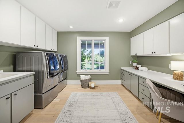 2397 N Overview Pl, Boise, ID 83702