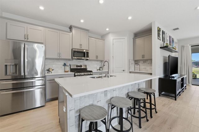 11104 DEVONBRIDGE DRIVE, Palmetto, FL 34221