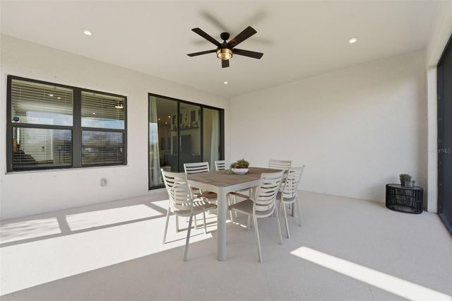 11104 DEVONBRIDGE DRIVE, Palmetto, FL 34221