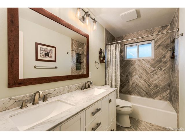 6112 W 63rd Ave, Arvada, CO 80003