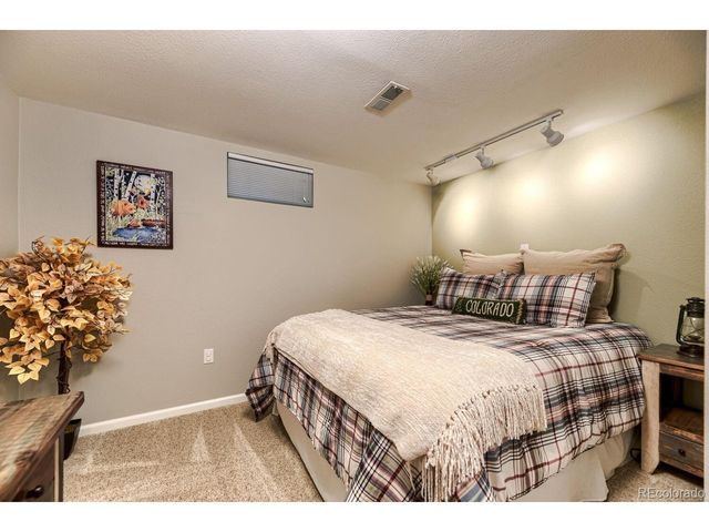 6112 W 63rd Ave, Arvada, CO 80003