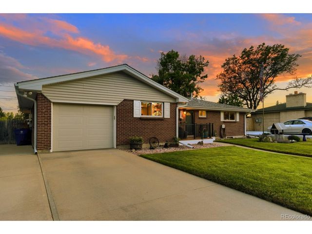 6112 W 63rd Ave, Arvada, CO 80003