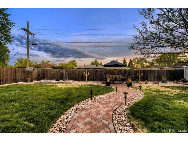 6112 W 63rd Ave, Arvada, CO 80003