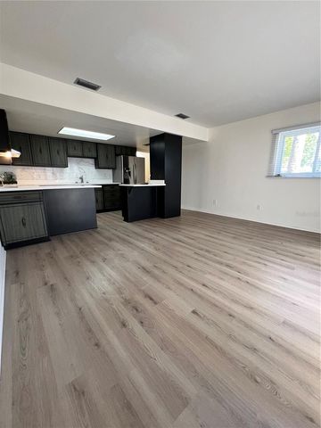 711 SPRINGER DRIVE 14, Lake Wales, FL 33853