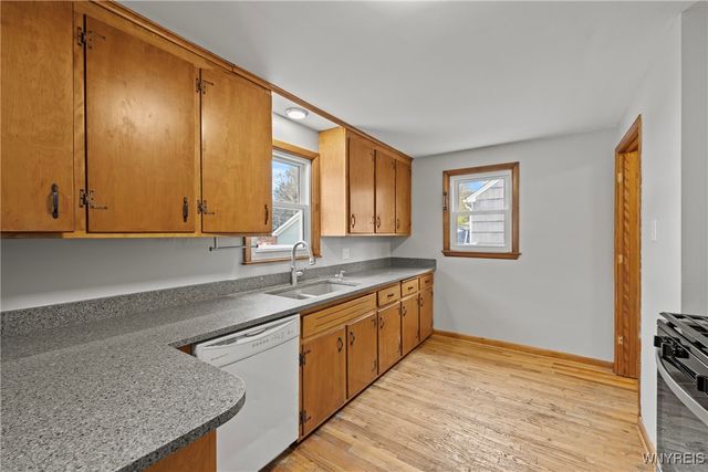 380 Roncroff Drive, North Tonawanda, NY 14120