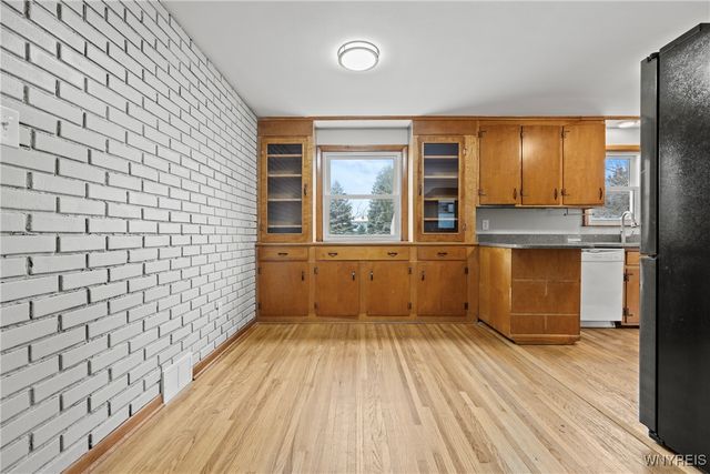 380 Roncroff Drive, North Tonawanda, NY 14120