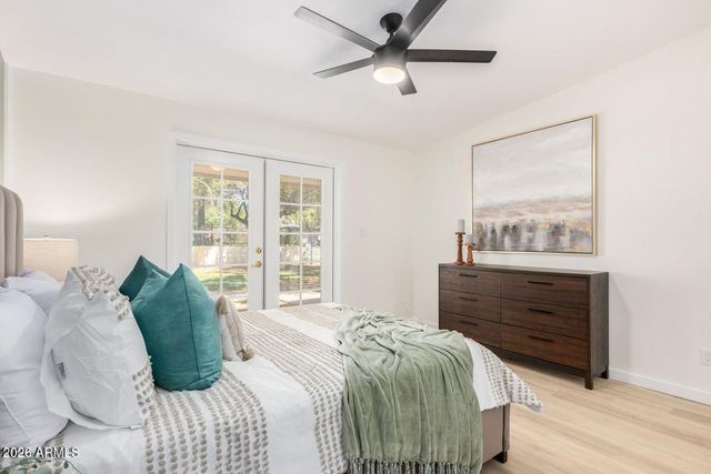 3505 E CAMPBELL Avenue 17, Phoenix, AZ 85018