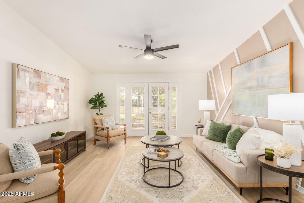 3505 E CAMPBELL Avenue 17, Phoenix, AZ 85018