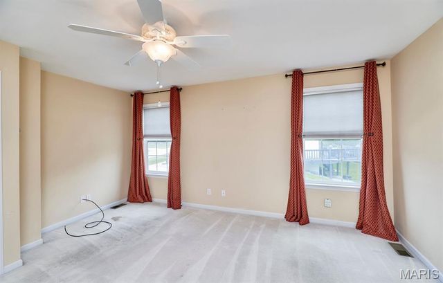 1516 Hibernation Hollow, Wentzville, MO 63385