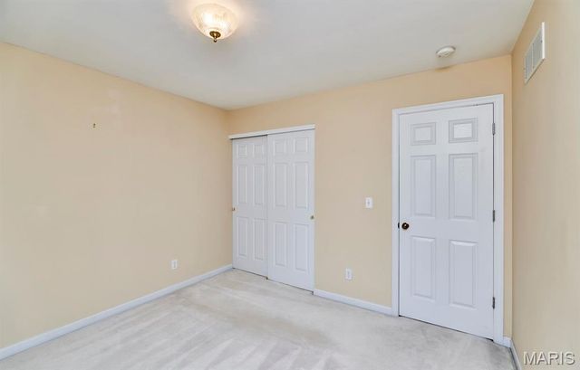 1516 Hibernation Hollow, Wentzville, MO 63385