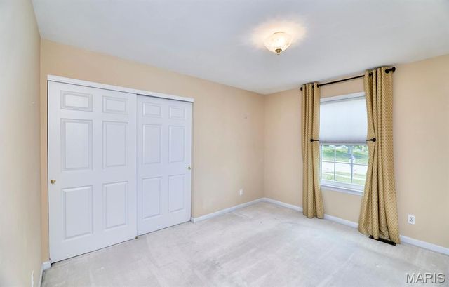 1516 Hibernation Hollow, Wentzville, MO 63385