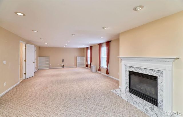 1516 Hibernation Hollow, Wentzville, MO 63385