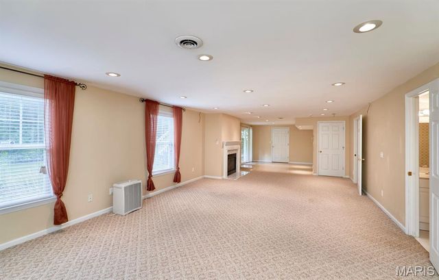 1516 Hibernation Hollow, Wentzville, MO 63385