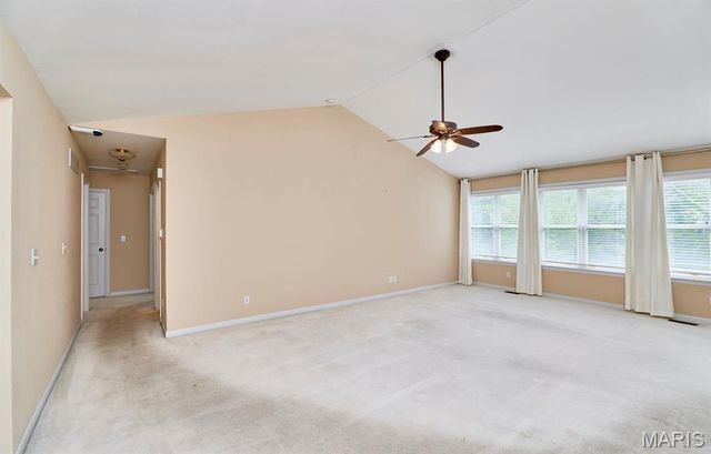 1516 Hibernation Hollow, Wentzville, MO 63385