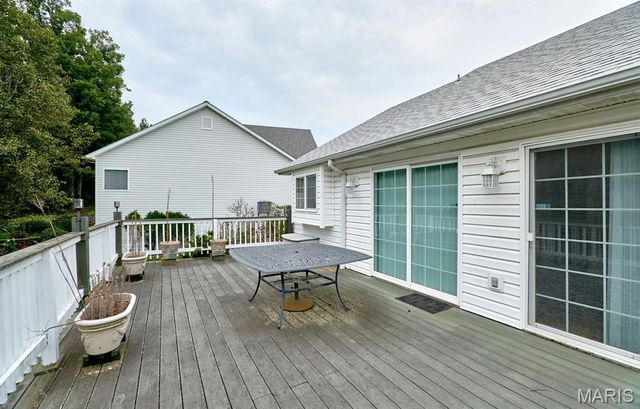 1516 Hibernation Hollow, Wentzville, MO 63385