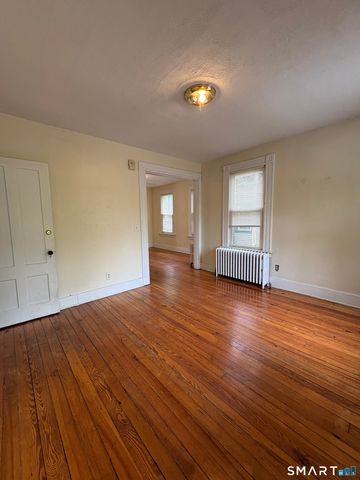 211 Norton Street Floor 2, New Haven, CT 06511