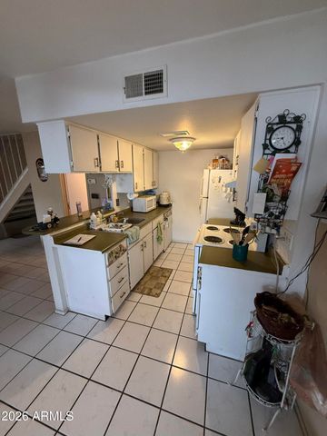 2132 W GLENROSA Avenue 84B, Phoenix, AZ 85015