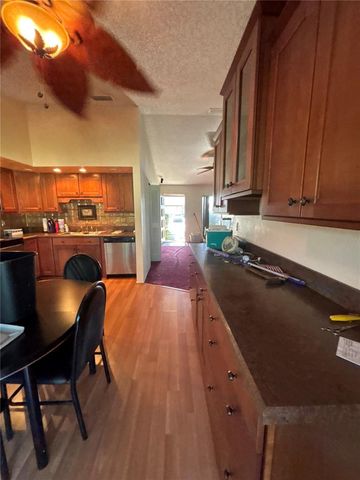 7712 WILLOW PARK DRIVE, Temple Terrace, FL 33637