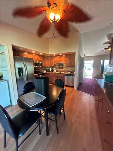 7712 WILLOW PARK DRIVE, Temple Terrace, FL 33637