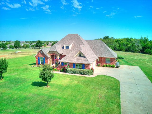 4701 Wellington Lake Drive, Norman, OK 73026