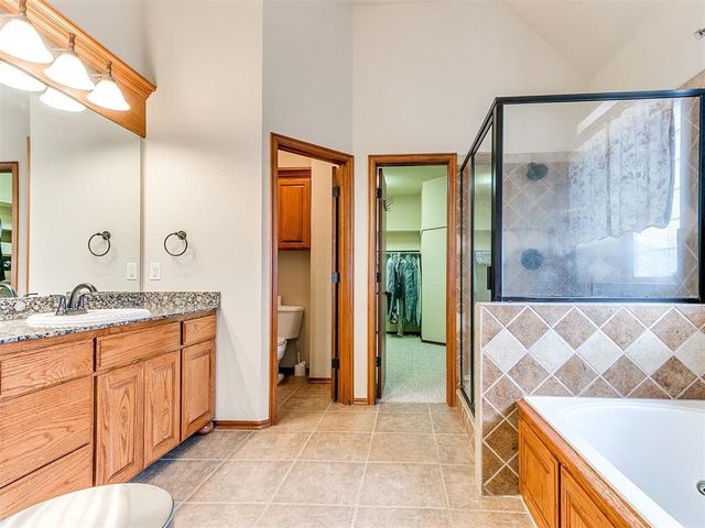 4701 Wellington Lake Drive, Norman, OK 73026