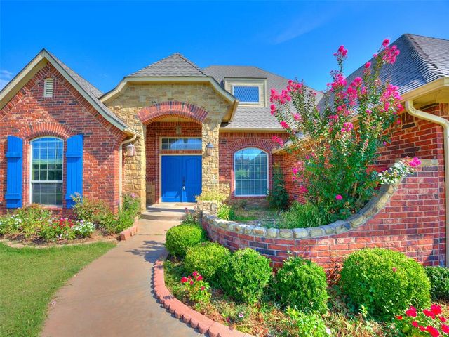 4701 Wellington Lake Drive, Norman, OK 73026