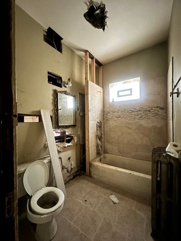 6123 S Laflin Street, Chicago, IL 60636