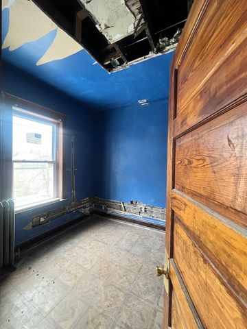 6123 S Laflin Street, Chicago, IL 60636