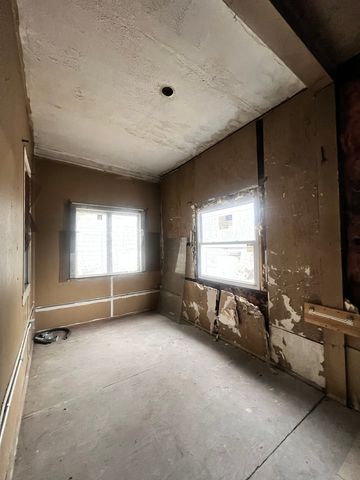 6123 S Laflin Street, Chicago, IL 60636