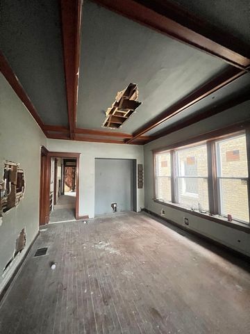 6123 S Laflin Street, Chicago, IL 60636