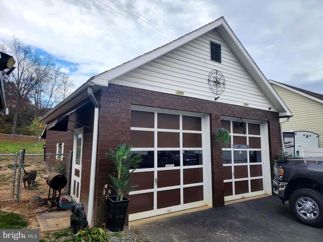 11005 KREIGHBAUM RD, Corriganville, MD 21524