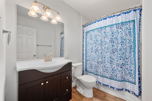 509 E 17th ST, Georgetown, TX 78626