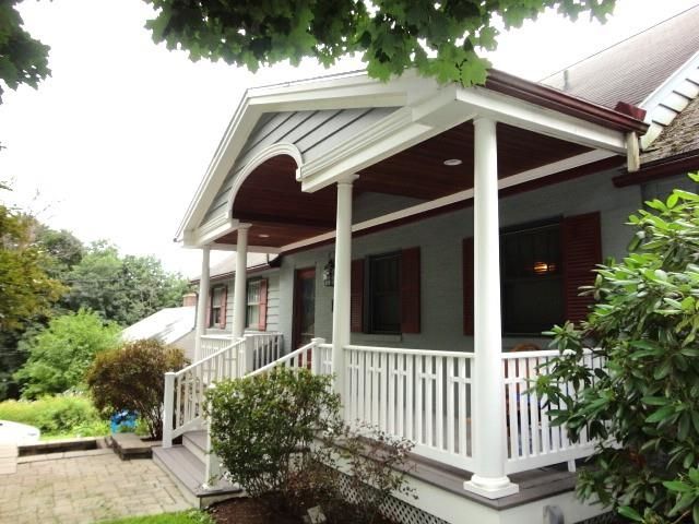 95 Crescent Road, Burlington, VT 05401