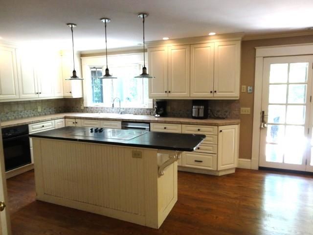 95 Crescent Road, Burlington, VT 05401