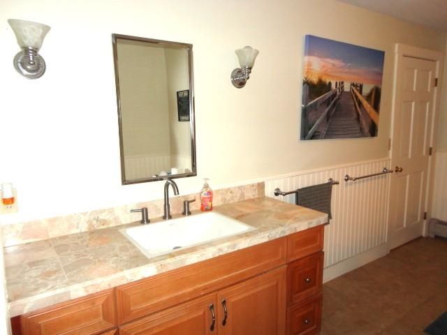 95 Crescent Road, Burlington, VT 05401