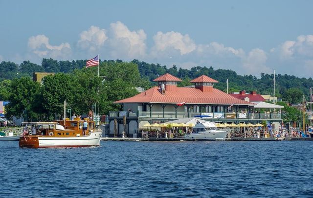 95 Crescent Road, Burlington, VT 05401