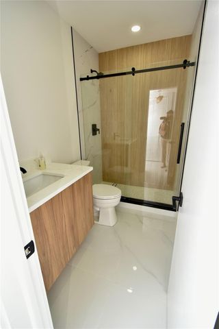 3550 NW 8th Avenue 810, Pompano Beach, FL 33064