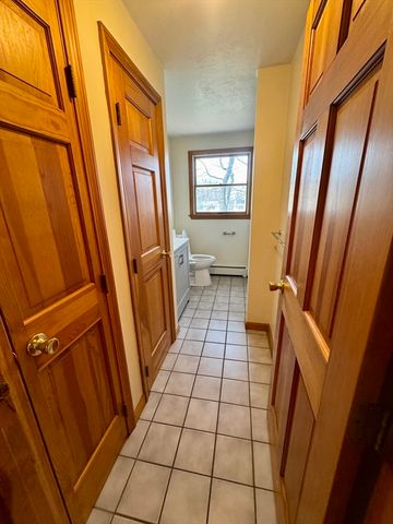 15 Curlew St single, Boston, MA 02132