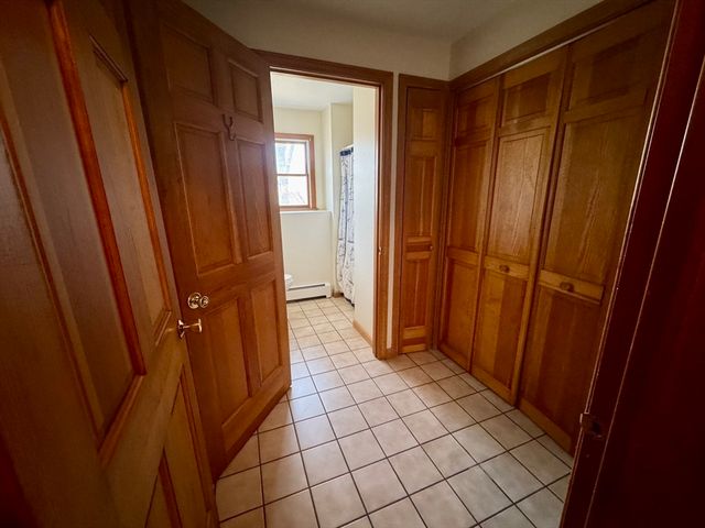 15 Curlew St single, Boston, MA 02132