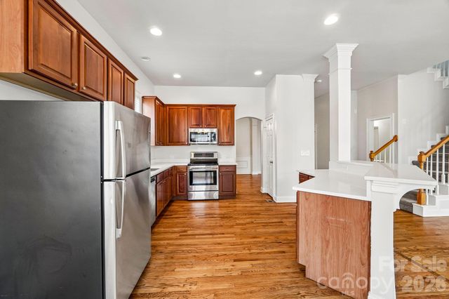 1001 Gainsborough Drive, Matthews, NC 28104