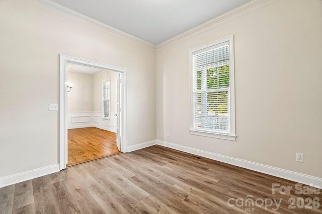 1001 Gainsborough Drive, Matthews, NC 28104
