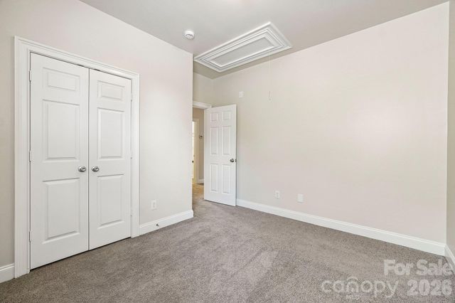 1001 Gainsborough Drive, Matthews, NC 28104