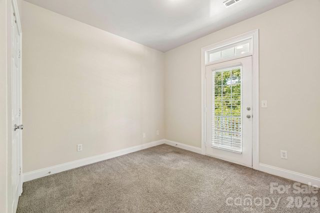 1001 Gainsborough Drive, Matthews, NC 28104