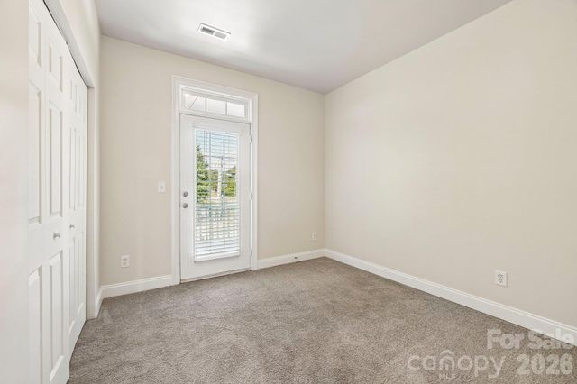 1001 Gainsborough Drive, Matthews, NC 28104