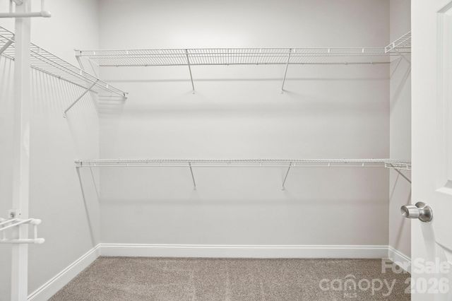 1001 Gainsborough Drive, Matthews, NC 28104